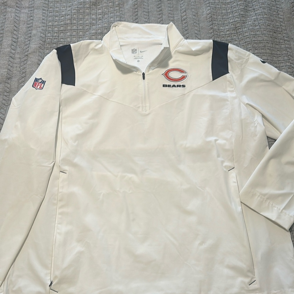 Men's Chicago Bears Nike White Sideline Coach Quarter-Zip Long Sleeve Top. XXL